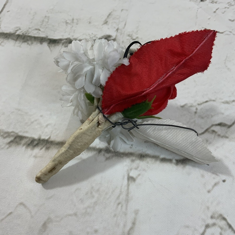 Corsage Boutonnière Lot Of 2 Red Rose White‎ Ribbon Lace Prom Groom Vintage - Picture 5 of 6